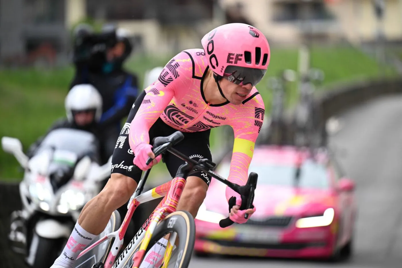 Le célèbre cycliste colombien Rigoberto Urán souhaite devenir footballeur professionnel