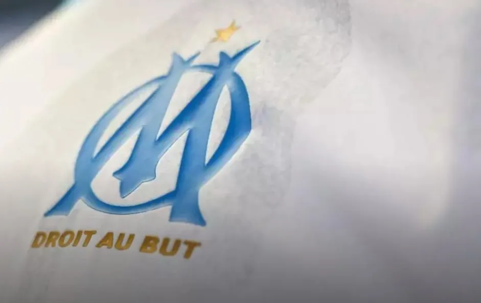 L&rsquo;OM prend-il un risque en changeant son logo ?