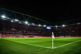 Arsenal songerait à agrandir l’Emirates Stadium