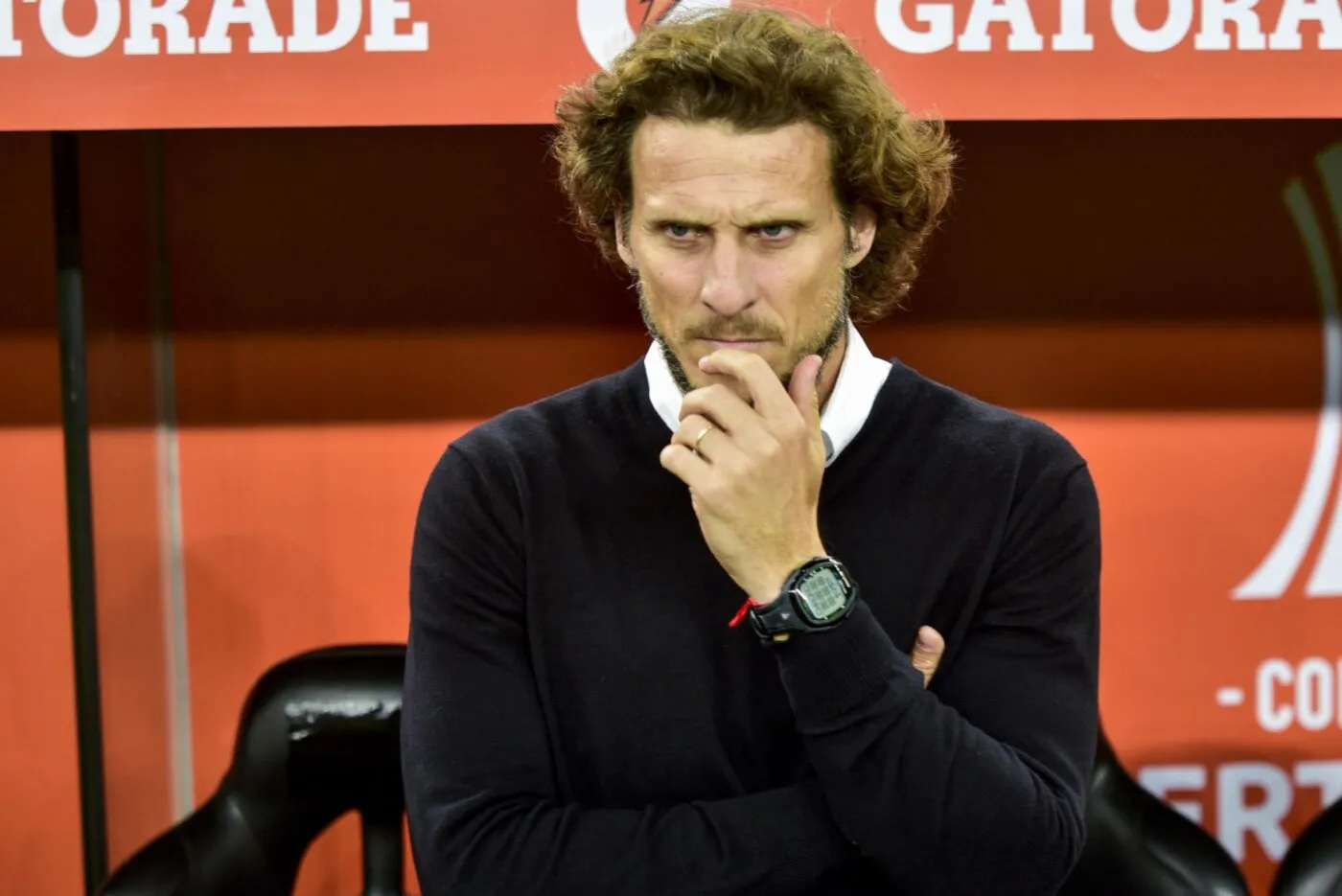 Diego Forlán va bientôt disputer son premier tournoi professionnel de tennis