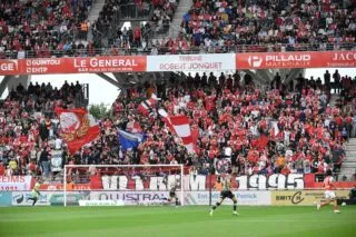 Reims tente une nouvelle technique pour remplir son stade