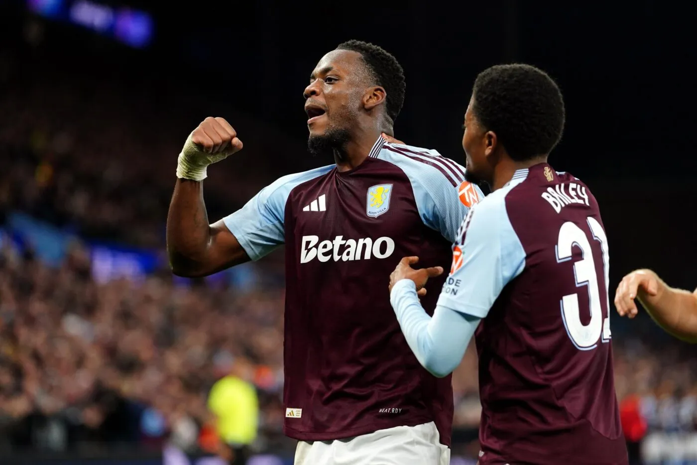 C1 : Aston Villa leader provisoire, Monaco dauphin, le PSG toujours barragiste