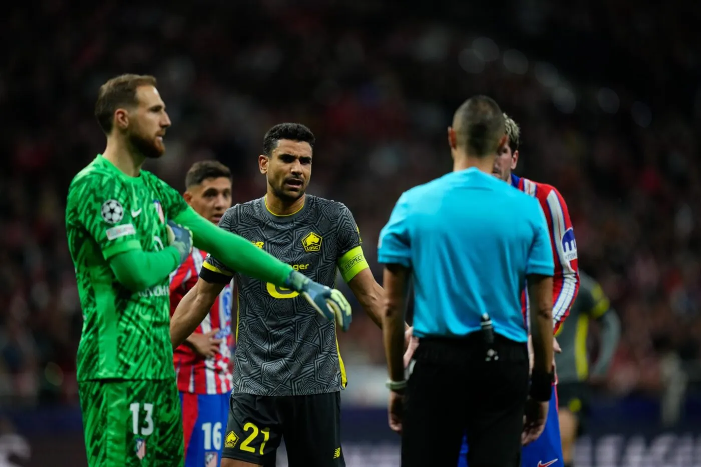 Atlético-Lille : Pour Benjamin André, le penalty lillois est justifié