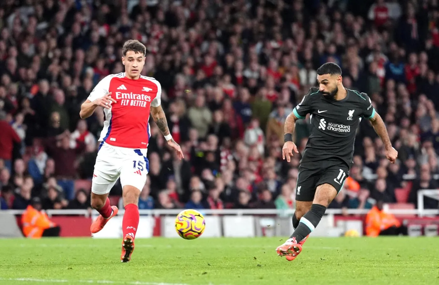 Arsenal cale, mais éjecte Liverpool de son trône