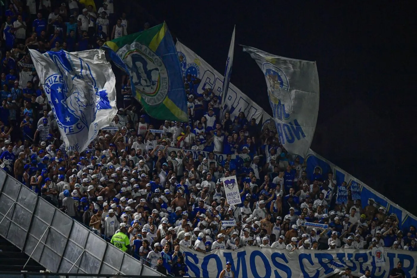 Un mort après une bagarre entre les supporters de Palmeiras et Cruzeiro