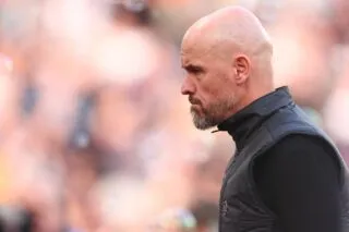 Ten Hag fustige la VAR