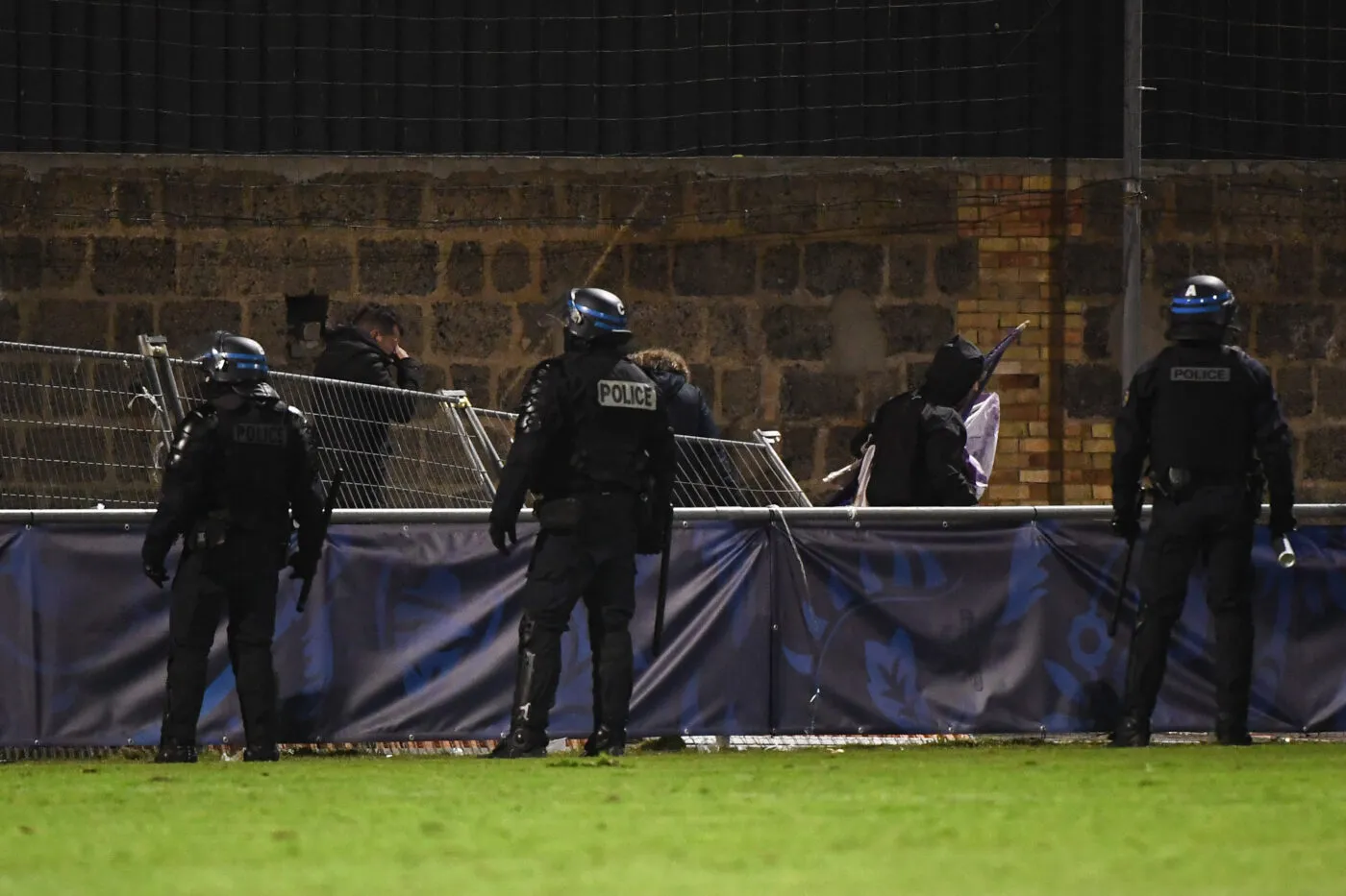 Les voitures de deux éducateurs de Colomiers brûlées en pleine nuit