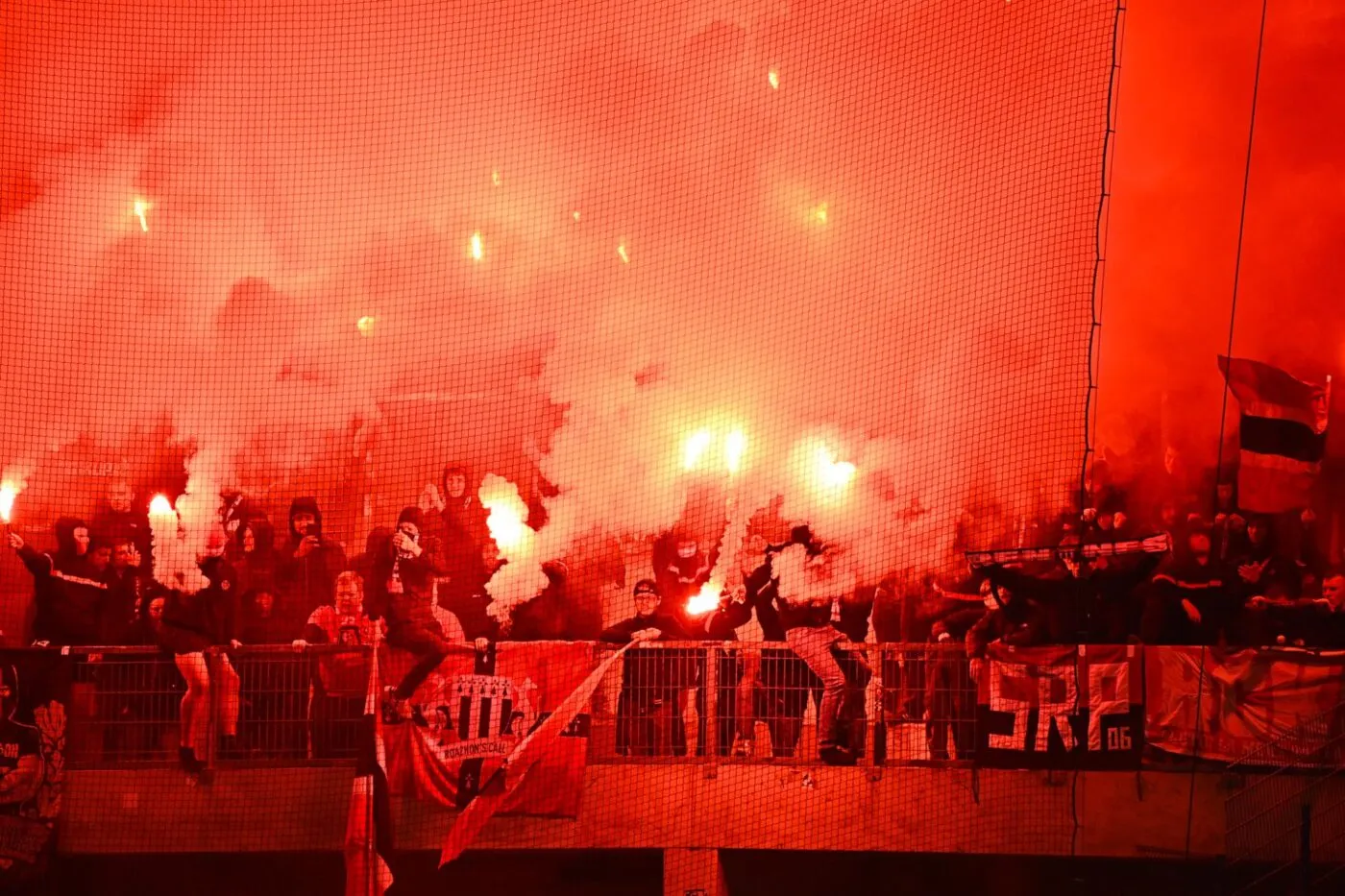 Auxerre-Rennes : un policier blessé après une échauffourée avec des supporters