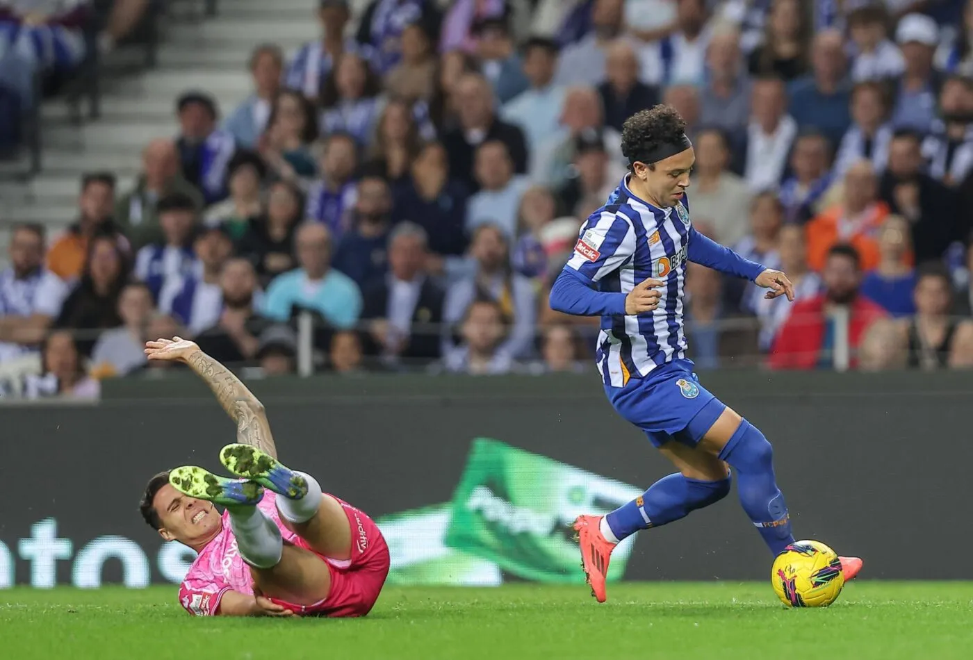 Le geste très fair-play d’un joueur de Porto en plein match