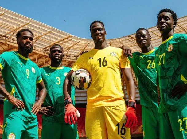 Ils sont beaux, ils sont chauds, voici les nouveaux maillots du Sénégal