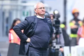 Claudio Ranieri sort de sa retraite et signe officiellement à la Roma