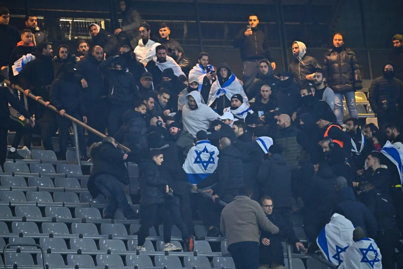 France-Israël : des échauffourées entre supporters dans les tribunes