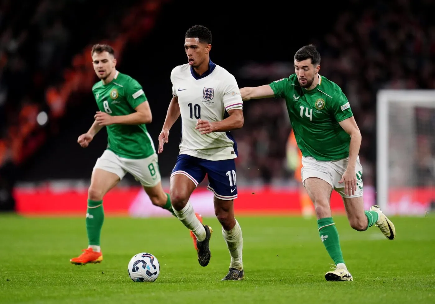 L’Angleterre coule l’Irlande et remonte en Ligue A