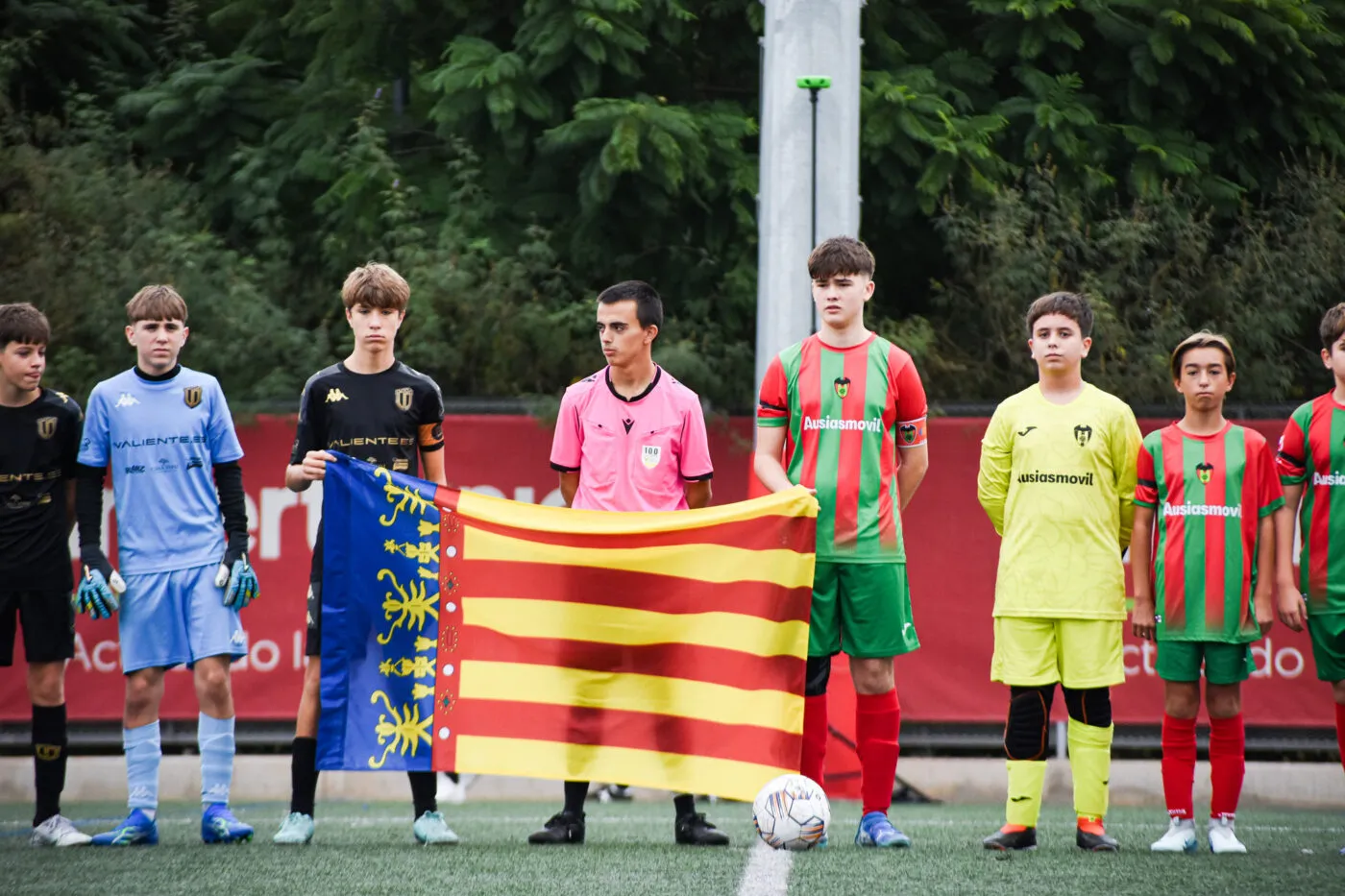 Les tribus et DANA : la solidarité du foot amateur face aux inondations