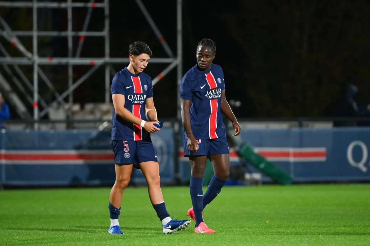 Griedge Mbock et Elisa De Almeida quittent le rassemblement des Bleues