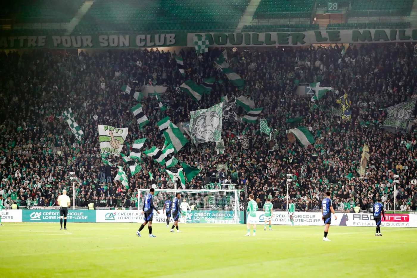 Geoffroy-Guichard rouvre après une fuite de gaz