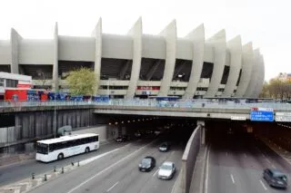 « Le PSG, c’est au Parc ! » : les ultras du PSG refusent le changement de stade