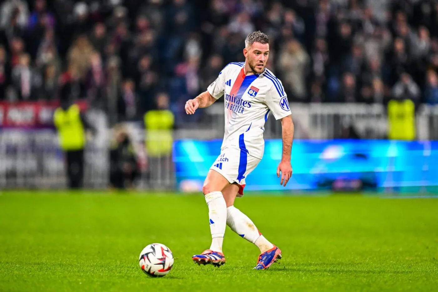 Jordan Veretout déclare sa flamme à Pierre Sage 