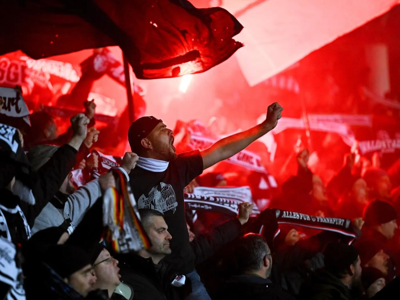 Des affrontements entre les supporters de l’OL et de Francfort