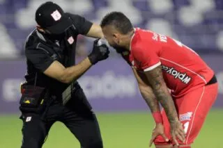 Les joueurs de l’Atlético Nacional évacués en tank après la finale de la Coupe de Colombie