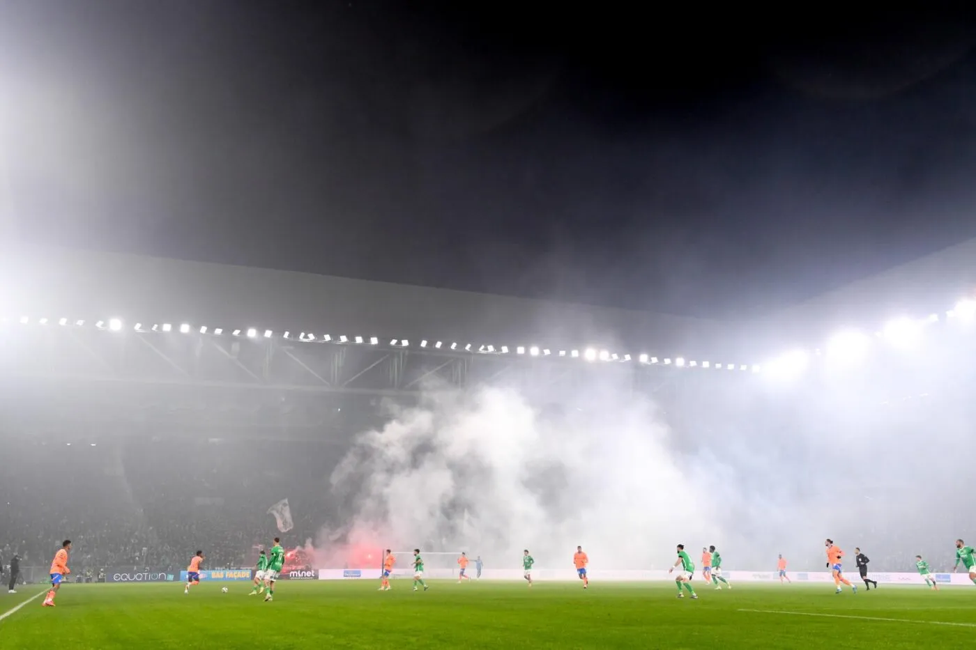 L’AS Saint-Étienne sanctionnée à la suite des incidents survenus face à l’OM