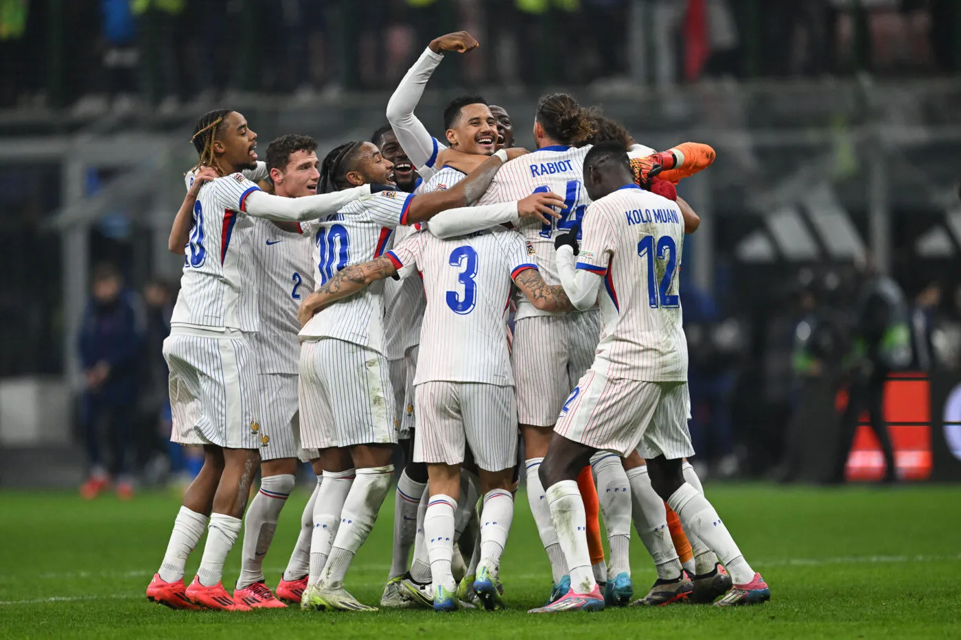 Les Bleus terminent encore l’année à la 2e place du classement FIFA