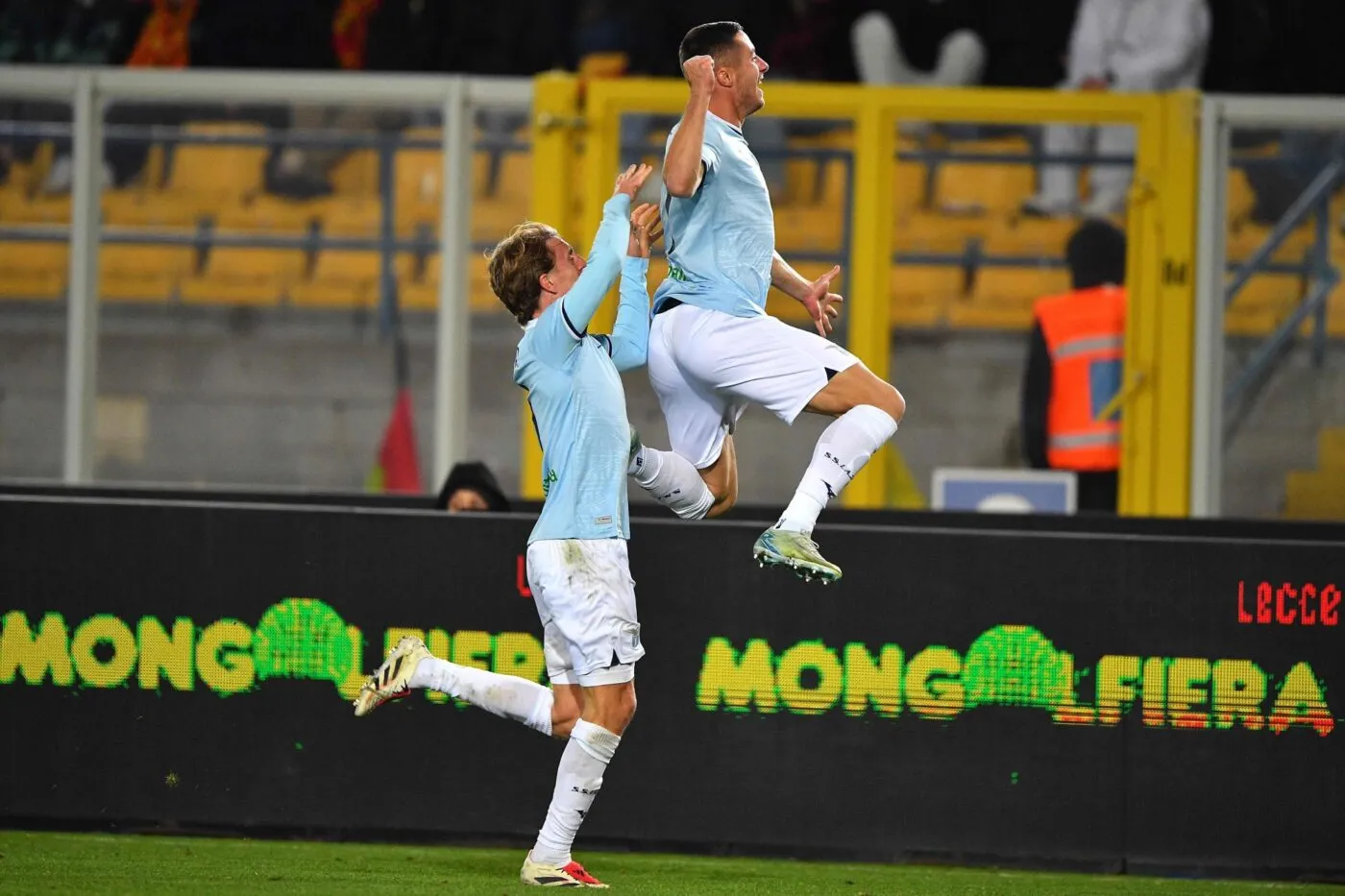 Fred Guilbert se la joue Luis Suárez 2010 contre la Lazio