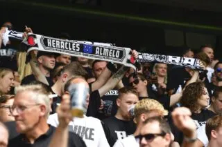 Pays-Bas : le match entre Heracles et Groningue interrompu à la suite d'affrontements dans les tribunes