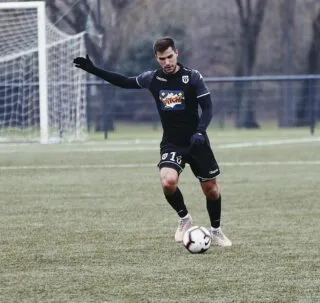 Loïc Puyo : « J’ai peut-être pris plus de cuites après les matchs que pour le jour de l’an »