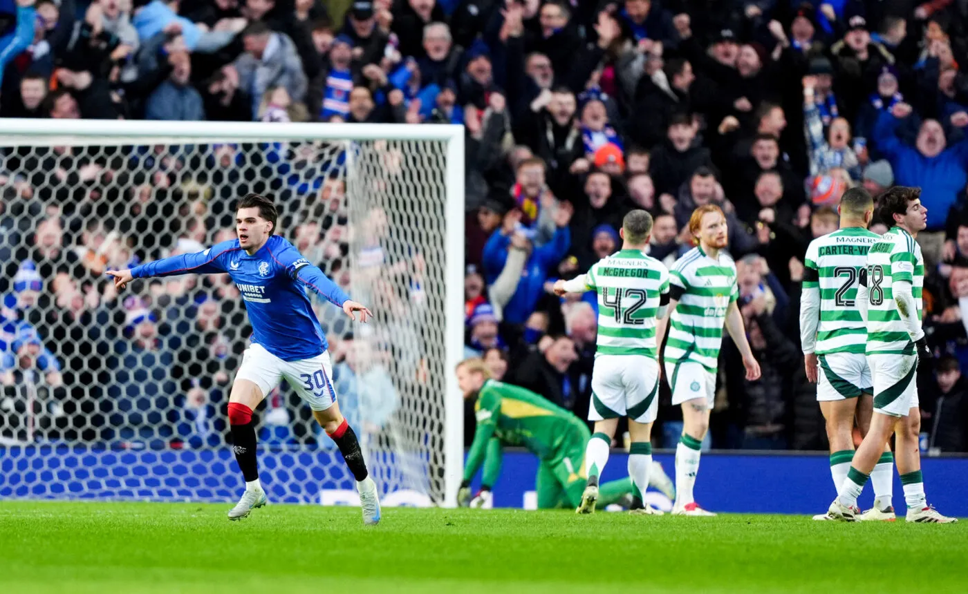 Les Rangers marchent sur le Celtic