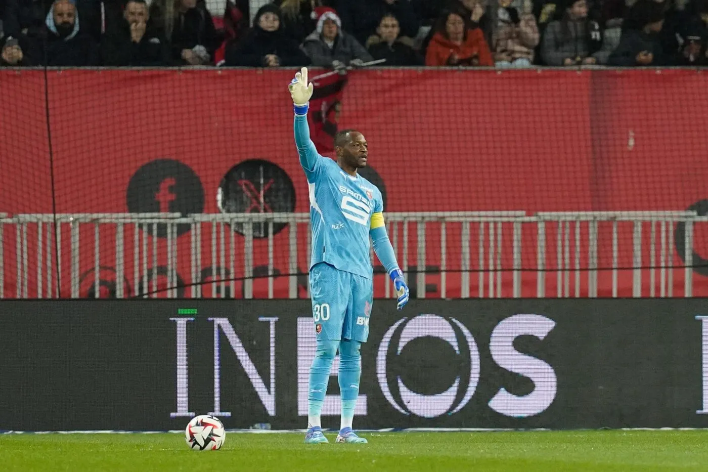 Jorge Sampaoli défend Steve Mandanda après sa boulette