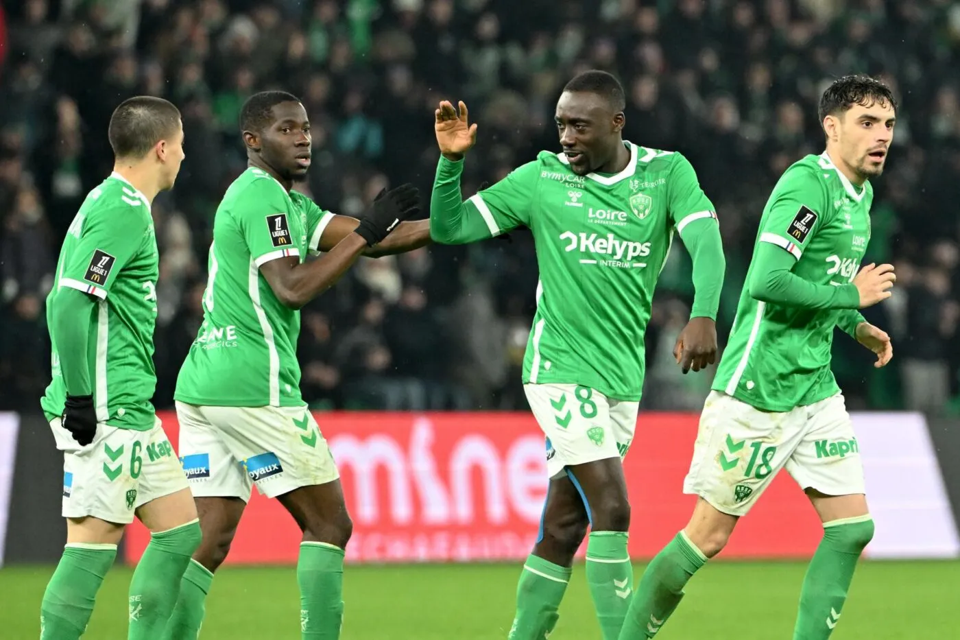 Saint-Étienne renverse Reims et respire