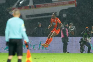 Leader, Lorient surpris par Laval