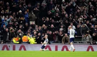 League Cup : Tottenham fait un pas vers la finale en renversant Liverpool