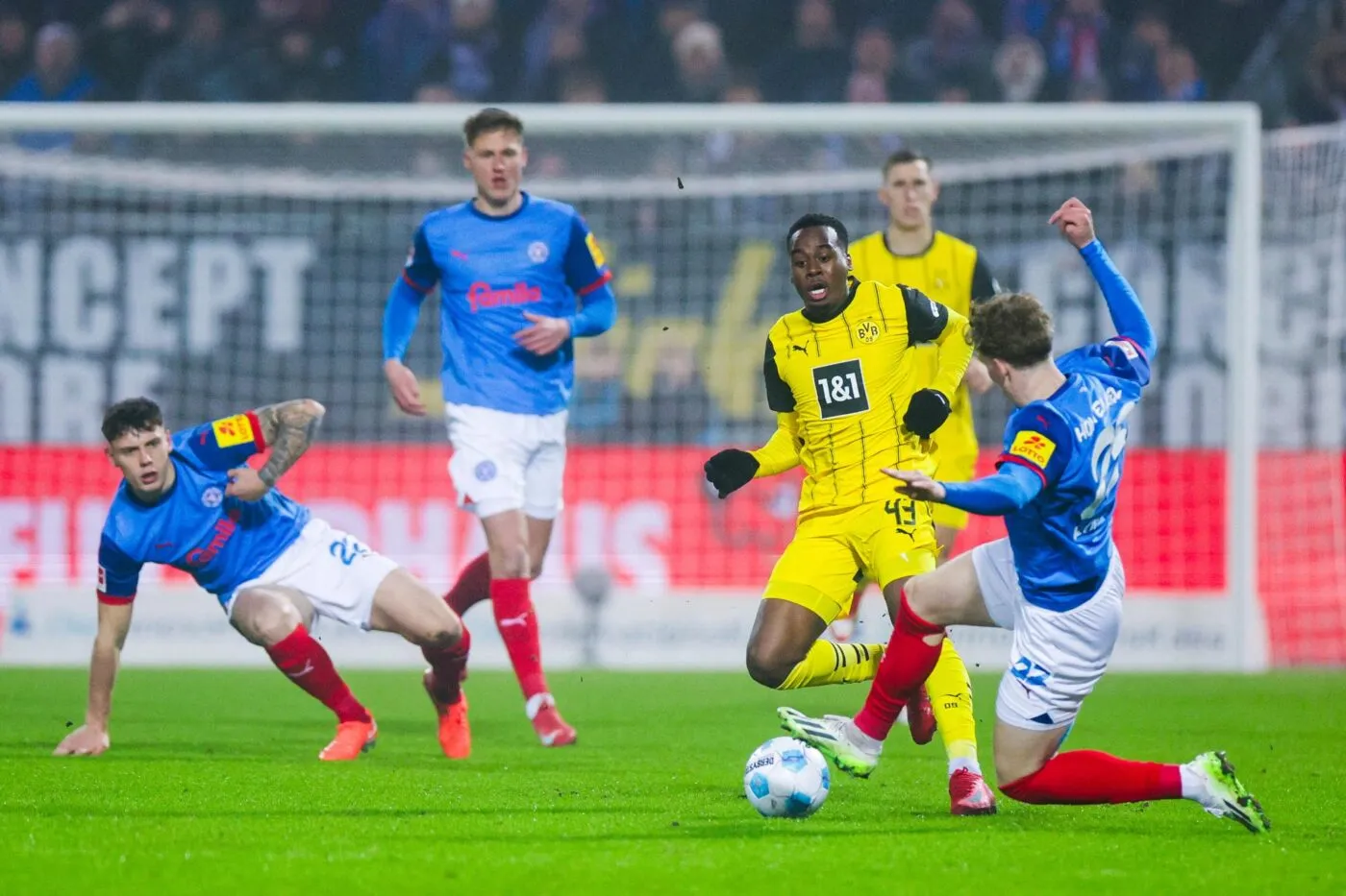 Dortmund coule à Kiel