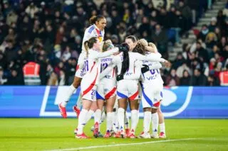 Lyon dévore le PSG et prend le large en tête du classement de Première Ligue