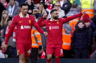 Liverpool caracole en tête, Arsenal et Newcastle tentent de suivre le rythme, Forest sombre