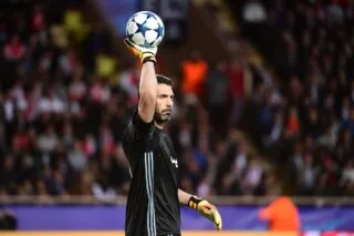 Le fils de Gianluigi Buffon pourrait représenter la sélection tchèque