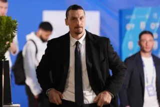 Zlatan Ibrahimović reçoit un trophée de la lose en Italie... pour la neuvième fois !