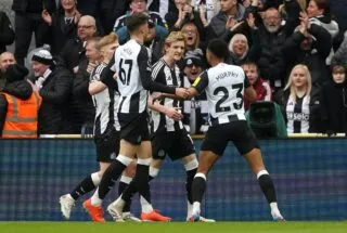 Newcastle renverse Nottingham Forest et intègre le top 5