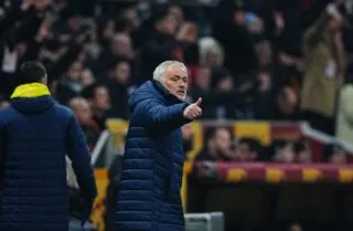 Fenerbahçe défend José Mourinho, accusé de racisme par Galatasaray