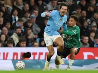 Après Manchester City-Plymouth, Jack Grealish aperçu ivre à la sortie d’un pub de Newcastle