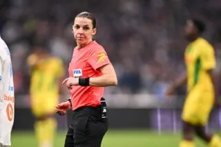 Arbitre de foot ne serait pas le pire métier du monde