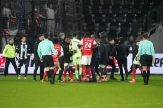 Violences : plus de 500 interpellations en marge des matchs cette saison