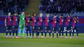 L'hommage du FC Barcelone à son médecin