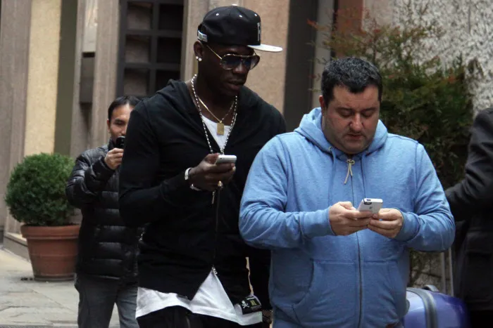 Balotelli a embouti la Bentley de Raiola