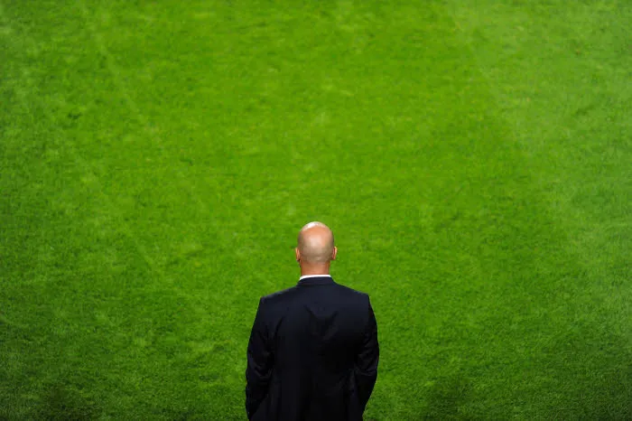 Zidane et la crise, première