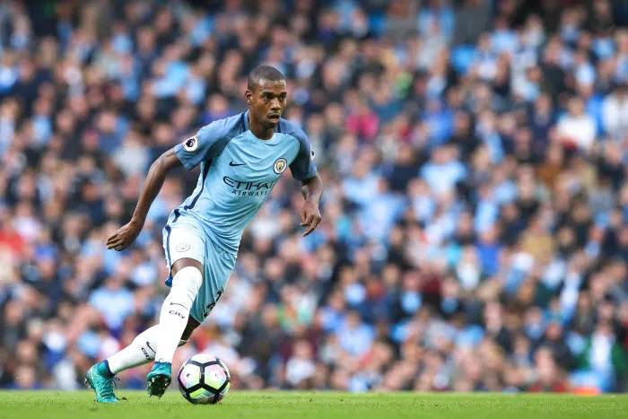 Fernandinho n&rsquo;a pas provoqué Messi