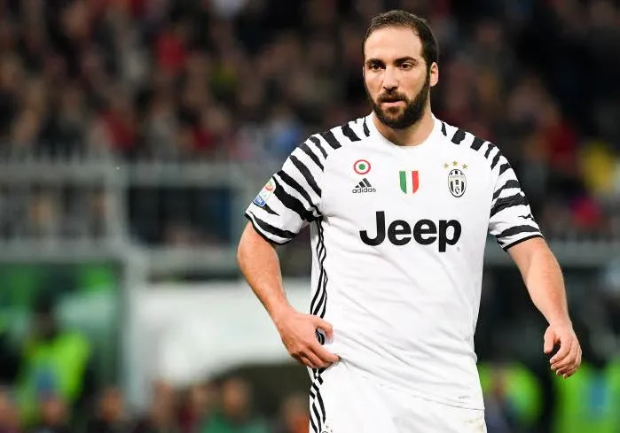 Higuaín, son «<span style="font-size:50%">&nbsp;</span>été difficile<span style="font-size:50%">&nbsp;</span>» et les critiques