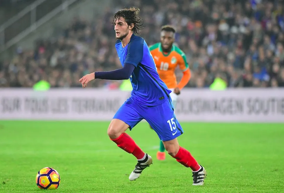 Un chauffeur de bus s’excuse après avoir dérangé Rabiot